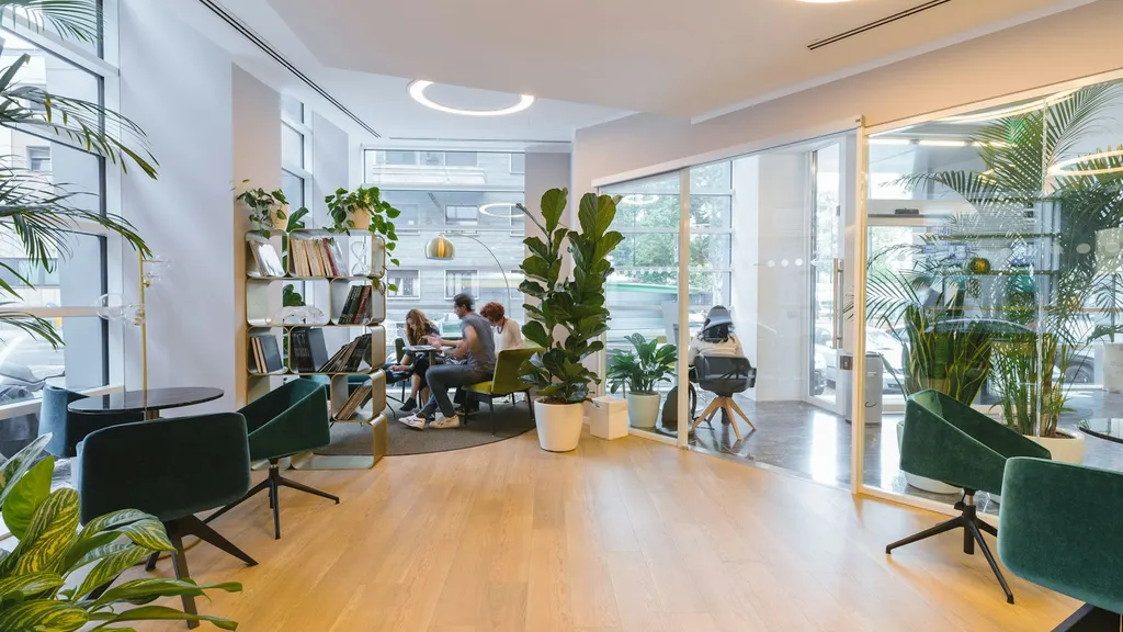 Espace de conseil moderne et lumineux